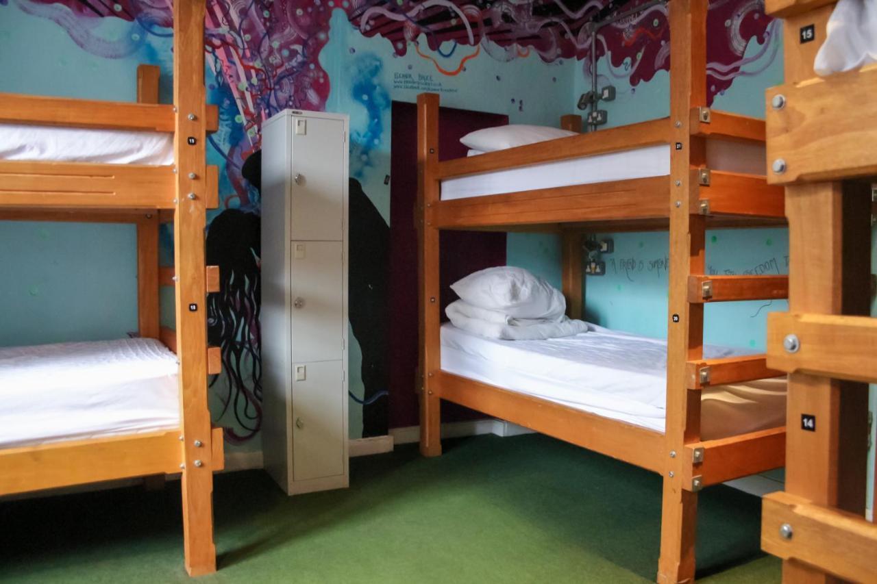 The Full Moon Backpackers Hostel Μπρίστολ Εξωτερικό φωτογραφία